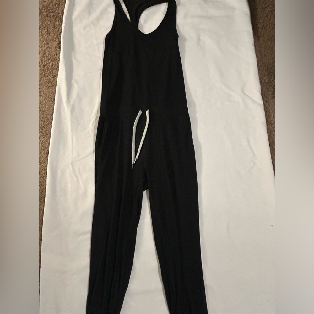 Vuori jumpsuit - black like new size xs